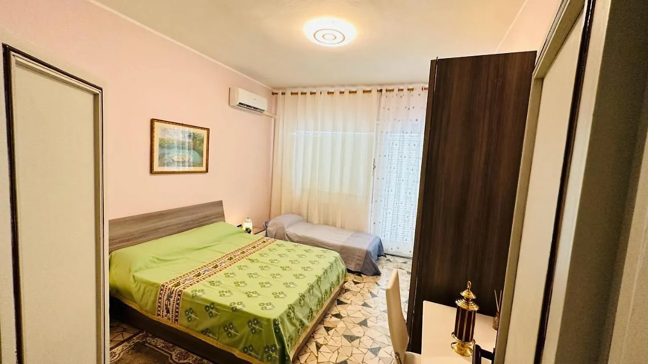 Bed & Breakfast B&B Peace 2 Pisa Italy